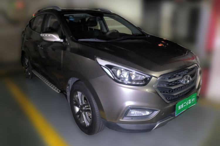 Used Hyundai ix35 2013 2.0L Automatic Two-Wheel Drive Smart GLS China IV Standard Front Right 45 Deg