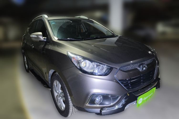 Used Hyundai ix35 2013 2.0L Automatic Two-Wheel Drive Smart GLS China IV Standard Front Right 45 Deg