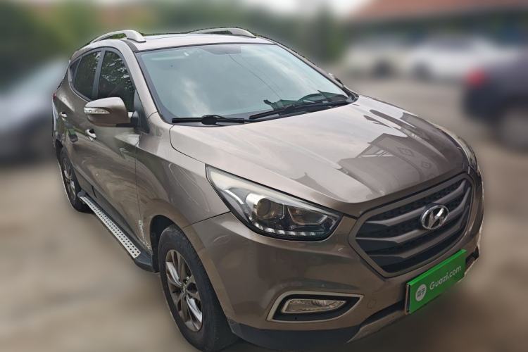 Used Hyundai ix35 2013 2.0L Automatic 2WD Comfort GL China IV Standard Front Right 45 Deg
