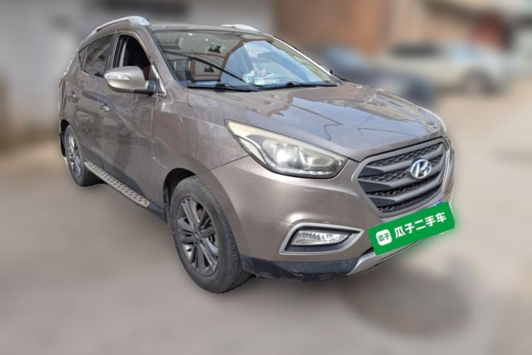 Used Hyundai ix35 2013 2.0L Automatic Two-Wheel Drive Smart GLS China IV Standard Front Right 45 Deg