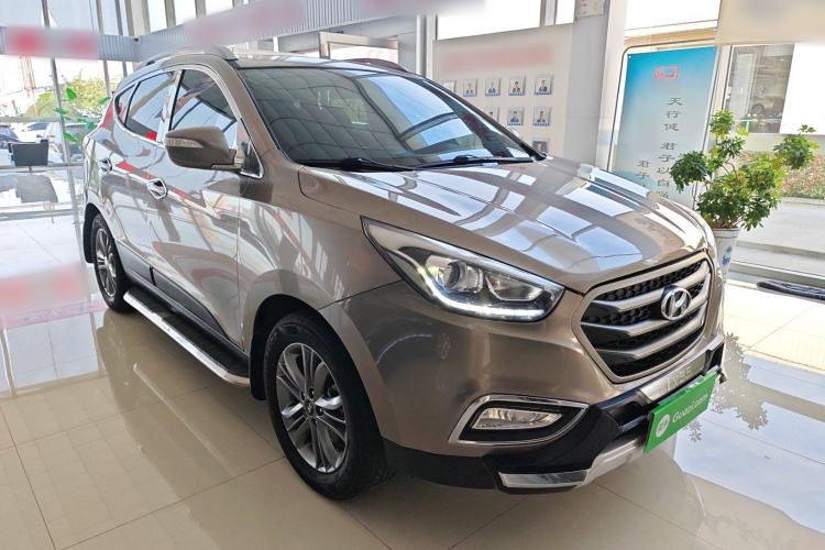 Used Hyundai ix35 2013 2.0L Automatic Two-Wheel Drive Smart GLS China IV Standard Front Right 45 Deg