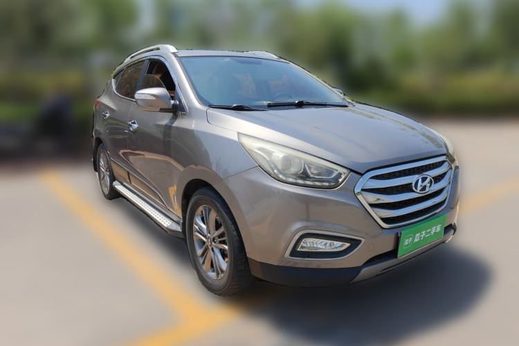 Used Hyundai ix35 2013 2.0L Automatic Two-Wheel Drive Smart GLS China IV Standard Front Right 45 Deg