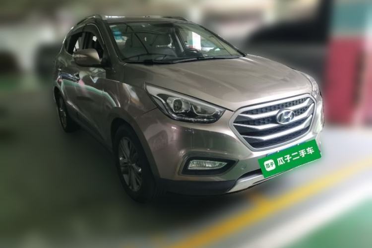Used Hyundai ix35 2013 2.0L Automatic Two-Wheel Drive Smart GLS China IV Standard Front Right 45 Deg