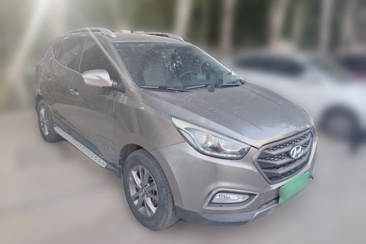 Used Hyundai ix35 2013 2.0L Automatic 2WD Comfort GL China IV Standard Front Right 45 Deg