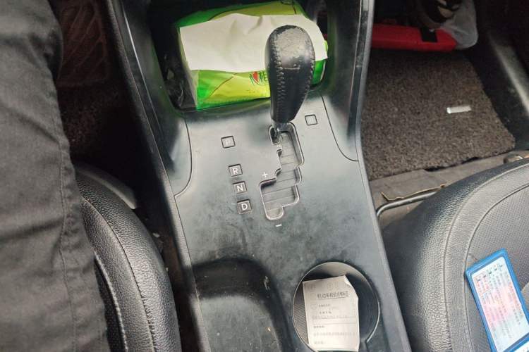 Used Hyundai ix35 2013 2.0L Automatic Two-Wheel Drive Smart GLS China V Standard Gear Lever