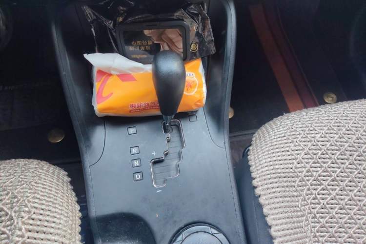 Used Hyundai ix35 2013 2.0L Automatic 2WD Comfort GL China IV Standard Gear Lever