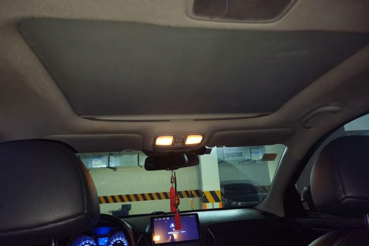 Used Hyundai ix35 2013 2.0L Automatic 4x4 Intelligent GLS China IV Standard Headliner
