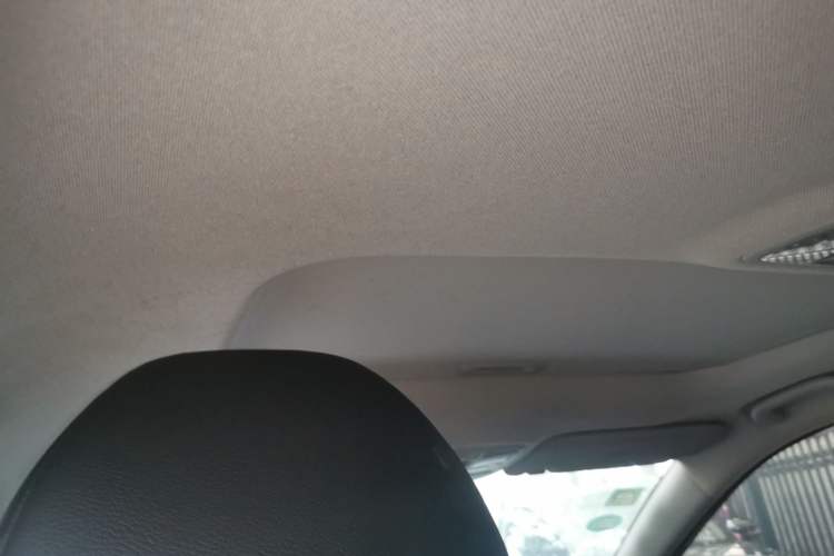 Used Hyundai ix35 2013 2.0L Automatic Two-Wheel Drive Smart GLS China IV Standard Headliner