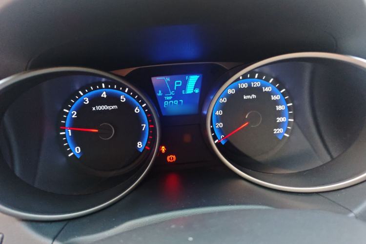 Used Hyundai ix35 2013 2.0L Automatic 4x4 Intelligent GLS China IV Standard Instrument Cluster