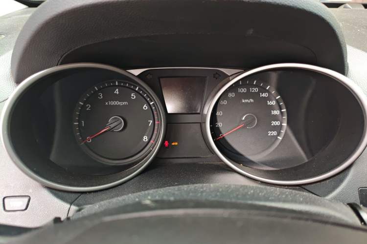 Used Hyundai ix35 2013 2.0L Automatic 2WD Comfort GL China IV Standard Instrument Cluster