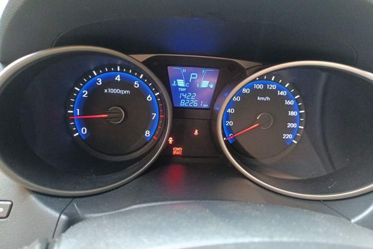 Used Hyundai ix35 2013 2.0L Automatic Two-Wheel Drive Smart GLS China IV Standard Instrument Cluster