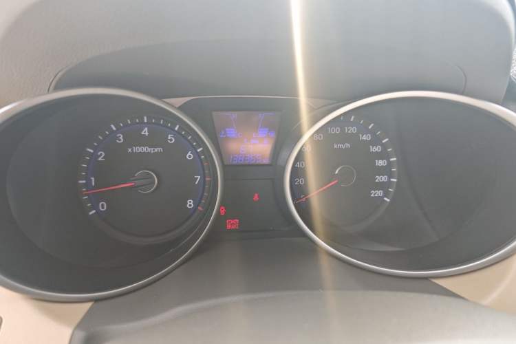 Used Hyundai ix35 2013 2.0L Manual 2WD Comfort GL China IV Standard Instrument Cluster