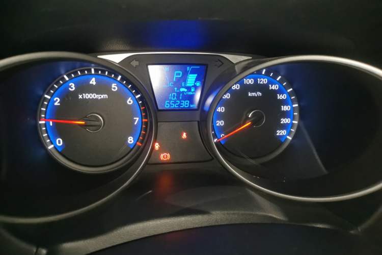 Used Hyundai ix35 2013 2.0L Automatic Two-Wheel Drive Smart GLS China IV Standard Instrument Cluster