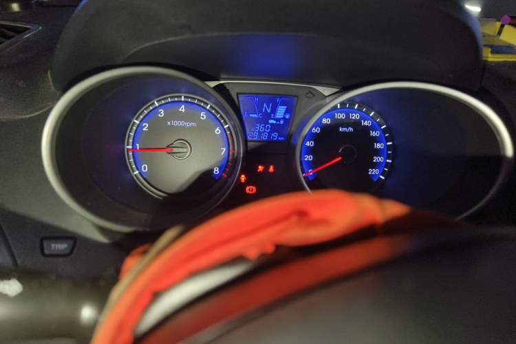 Used Hyundai ix35 2013 2.0L Automatic 2WD Comfort GL China IV Standard Instrument Cluster