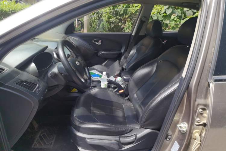 Used Hyundai ix35 2013 2.0L Automatic Two-Wheel Drive Smart GLS China IV Standard Left Front Seat