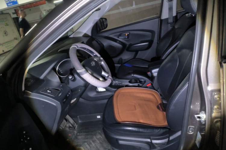 Used Hyundai ix35 2013 2.0L Automatic Two-Wheel Drive Smart GLS China IV Standard Left Front Seat