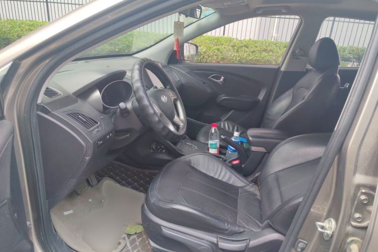 Used Hyundai ix35 2013 2.0L Automatic Two-Wheel Drive Smart GLS China IV Standard Left Front Seat