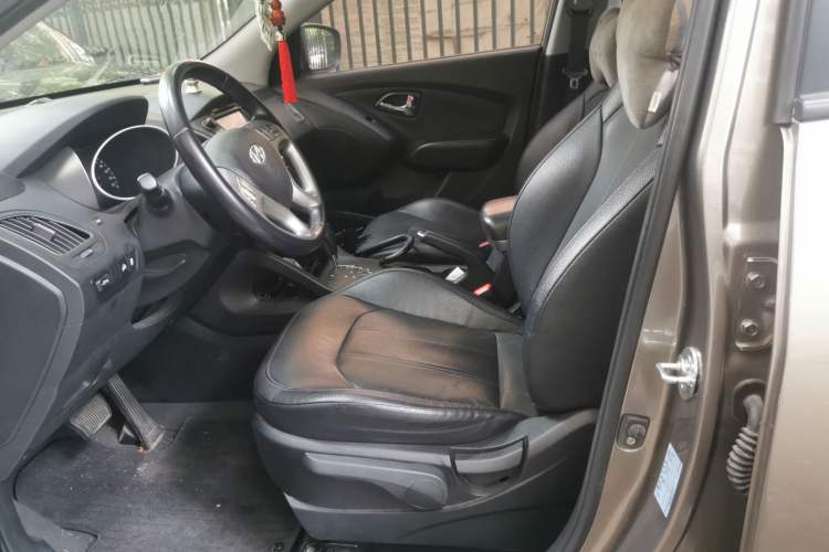 Used Hyundai ix35 2013 2.0L Automatic Two-Wheel Drive Smart GLS China IV Standard Left Front Seat