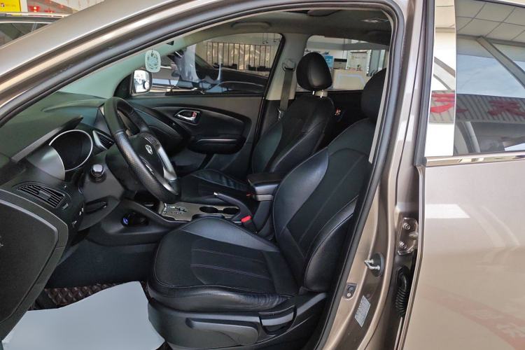 Used Hyundai ix35 2013 2.0L Automatic Two-Wheel Drive Smart GLS China IV Standard Left Front Seat