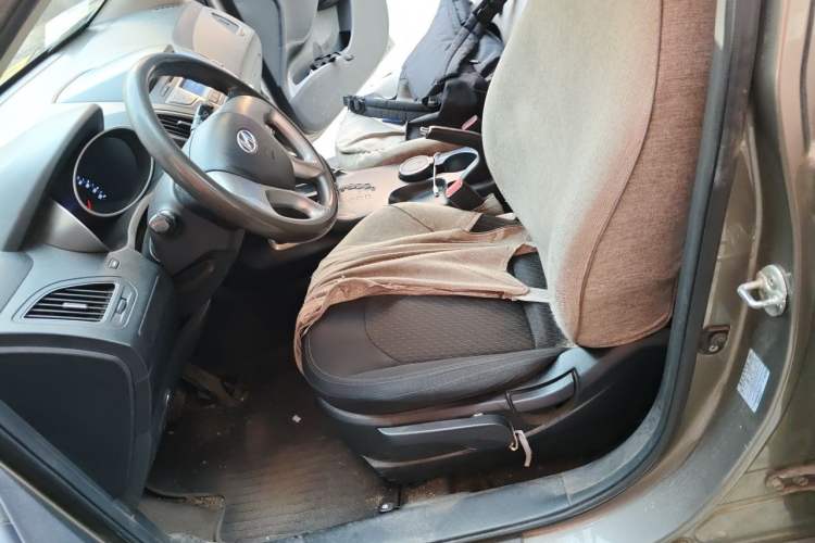 Used Hyundai ix35 2013 2.0L Automatic 2WD Comfort GL China IV Standard Left Front Seat