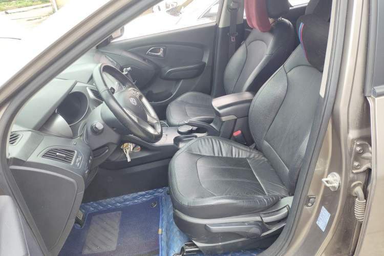 Used Hyundai ix35 2013 2.0L Automatic Two-Wheel Drive Smart GLS China IV Standard Left Front Seat