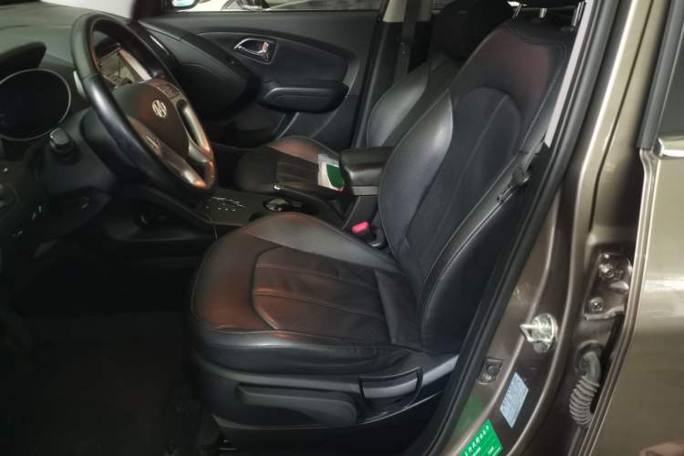 Used Hyundai ix35 2013 2.0L Automatic Two-Wheel Drive Smart GLS China IV Standard Left Front Seat
