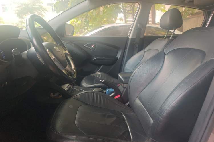 Used Hyundai ix35 2013 2.0L Automatic Two-Wheel Drive Smart GLS China IV Standard Left Front Seat