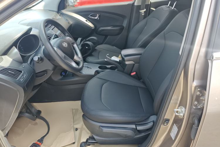 Used Hyundai ix35 2013 2.0L Automatic 2WD Comfort GL China IV Standard Left Front Seat