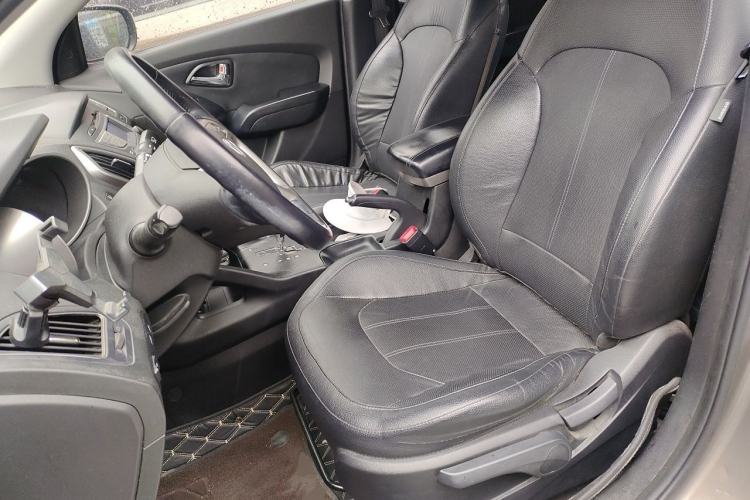 Used Hyundai ix35 2013 2.0L Automatic Two-Wheel Drive Smart GLS China IV Standard Left Front Seat