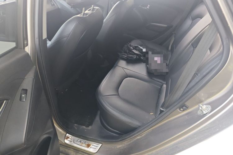 Used Hyundai ix35 2013 2.0L Automatic 2WD Comfort GL China IV Standard Left Rear Seat