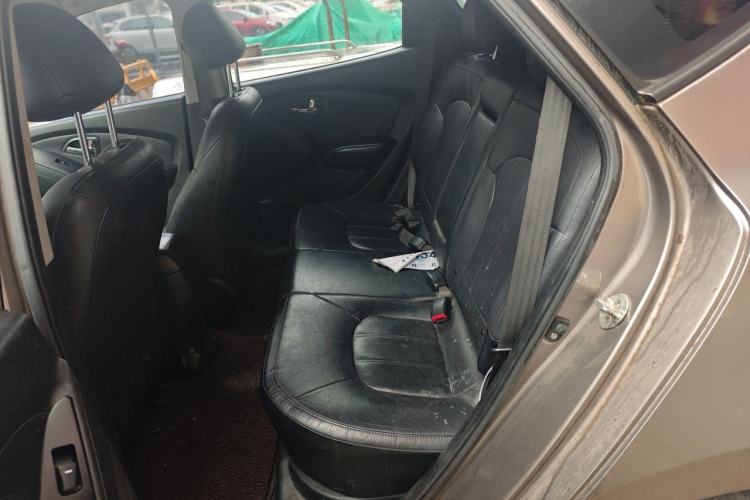Used Hyundai ix35 2013 2.0L Automatic Two-Wheel Drive Smart GLS China V Standard Left Rear Seat