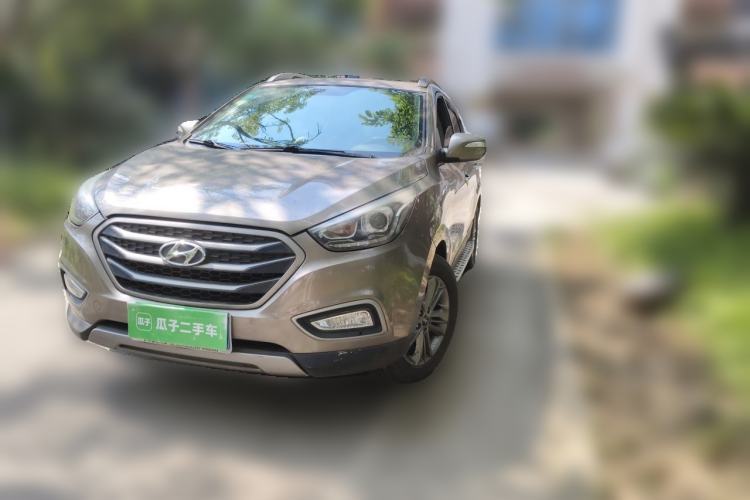 Gebrauchter Hyundai ix35 2013 2.0L Automatic Two-Wheel Drive Smart GLS China IV Standard Guazi used car, China used car export, Used car for sale, Used cars, Cheapest cars for sale