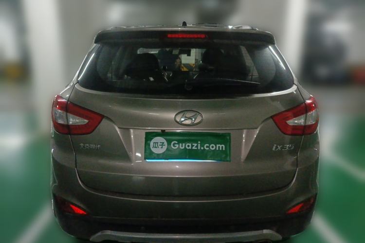 Used Hyundai ix35 2013 2.0L Automatic Two-Wheel Drive Smart GLS China IV Standard Rear