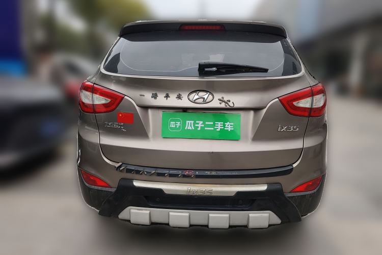 Used Hyundai ix35 2013 2.0L Automatic Two-Wheel Drive Smart GLS China IV Standard Rear