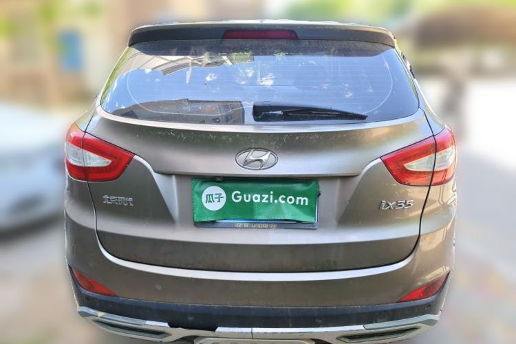 Used Hyundai ix35 2013 2.0L Automatic Two-Wheel Drive Smart GLS China IV Standard Rear