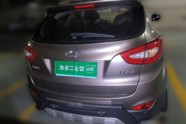 Used Hyundai ix35 2013 2.0L Automatic Two-Wheel Drive Smart GLS China IV Standard Rear