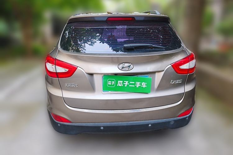 Used Hyundai ix35 2013 2.0L Automatic Two-Wheel Drive Smart GLS China IV Standard Rear
