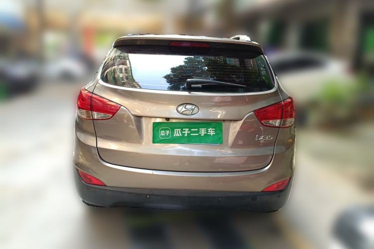 Used Hyundai ix35 2013 2.0L Automatic Two-Wheel Drive Smart GLS China IV Standard Rear