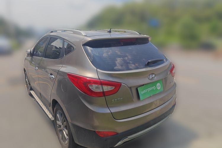 Used Hyundai ix35 2013 2.0L Automatic Two-Wheel Drive Smart GLS China IV Standard Rear Left 45 Deg