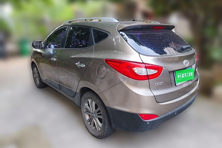 Used Hyundai ix35 2013 2.0L Automatic Two-Wheel Drive Smart GLS China IV Standard Rear Left 45 Deg