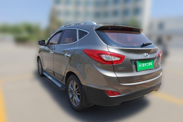 Used Hyundai ix35 2013 2.0L Automatic Two-Wheel Drive Smart GLS China IV Standard Rear Left 45 Deg