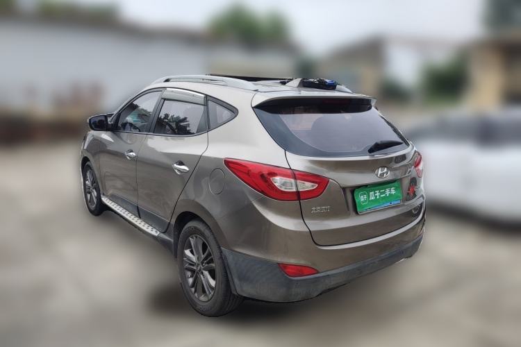 Used Hyundai ix35 2013 2.0L Automatic Two-Wheel Drive Smart GLS China IV Standard Rear Left 45 Deg