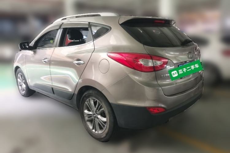 Used Hyundai ix35 2013 2.0L Automatic Two-Wheel Drive Smart GLS China IV Standard Rear Left 45 Deg