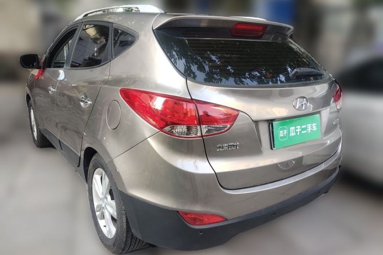 Used Hyundai ix35 2013 2.0L Automatic Two-Wheel Drive Smart GLS China V Standard Rear Left 45 Deg