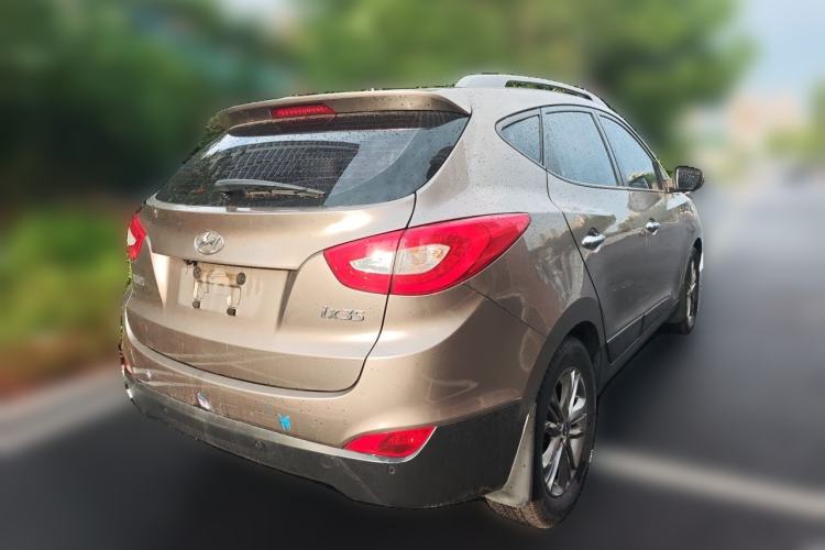 Used Hyundai ix35 2013 2.0L Automatic Two-Wheel Drive Smart GLS China IV Standard Rear Right 45 Deg