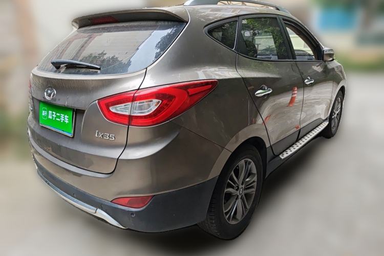 Used Hyundai ix35 2013 2.0L Automatic Two-Wheel Drive Smart GLS China IV Standard Rear Right 45 Deg