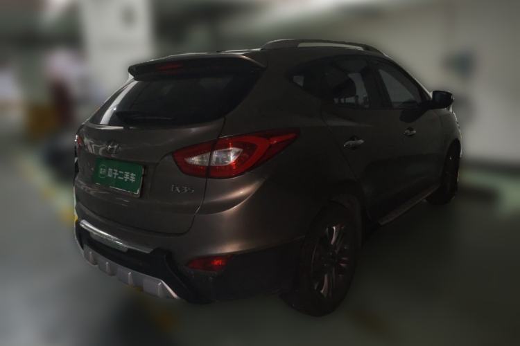 Used Hyundai ix35 2013 2.0L Automatic Two-Wheel Drive Smart GLS China IV Standard Rear Right 45 Deg