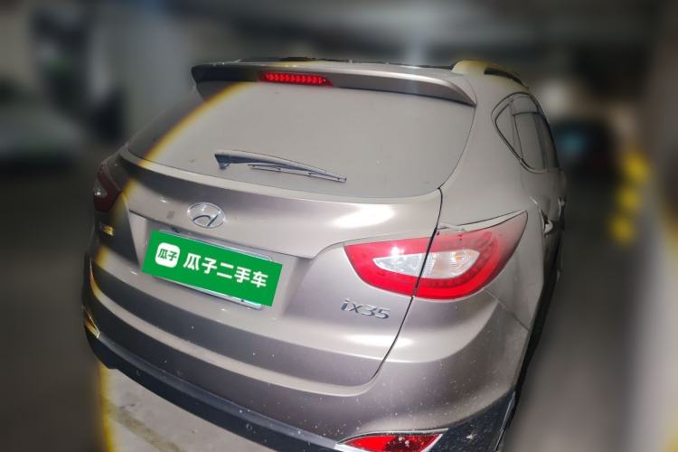 Used Hyundai ix35 2013 2.0L Automatic Two-Wheel Drive Smart GLS China IV Standard Rear Right 45 Deg