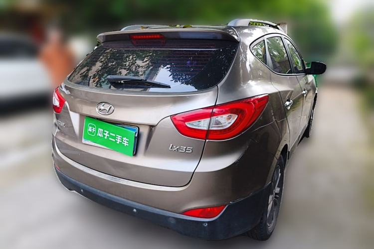 Used Hyundai ix35 2013 2.0L Automatic Two-Wheel Drive Smart GLS China IV Standard Rear Right 45 Deg