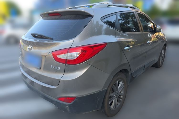 Used Hyundai ix35 2013 2.0L Automatic Two-Wheel Drive Smart GLS China IV Standard Rear Right 45 Deg